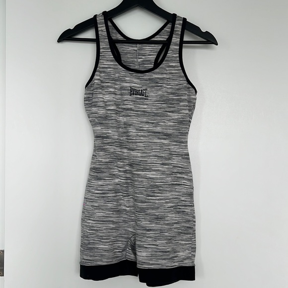 Everlast romper - Picture 1 of 2